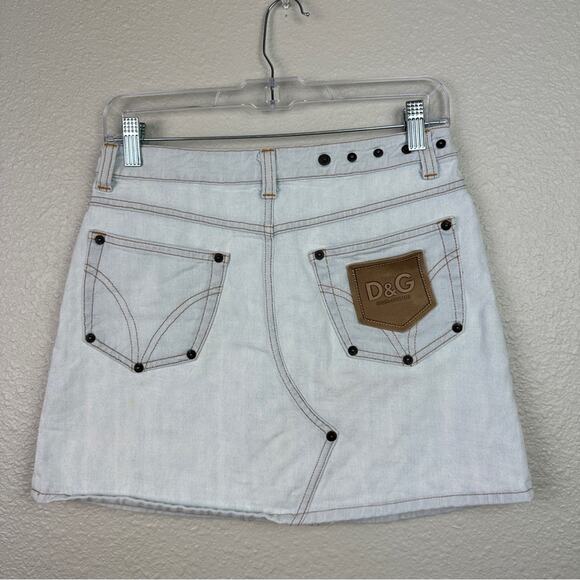 Dolce & Gabbana Womens Size 26 Denim Mini Skirt Light Wash Vintage Y2K VTG HTF - Picture 2 of 10